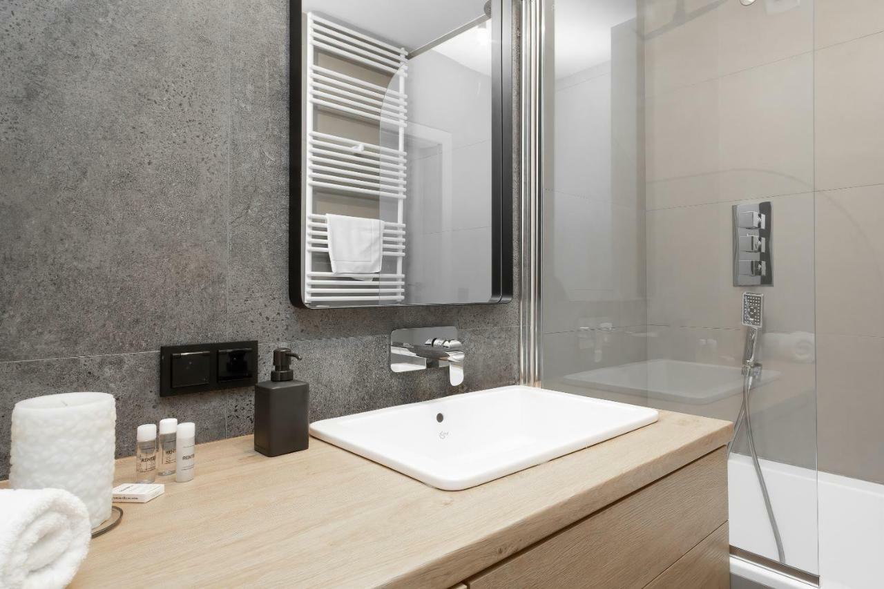 Fort Wola Apartments Warsaw By Noclegi Renters Oda fotoğraf
