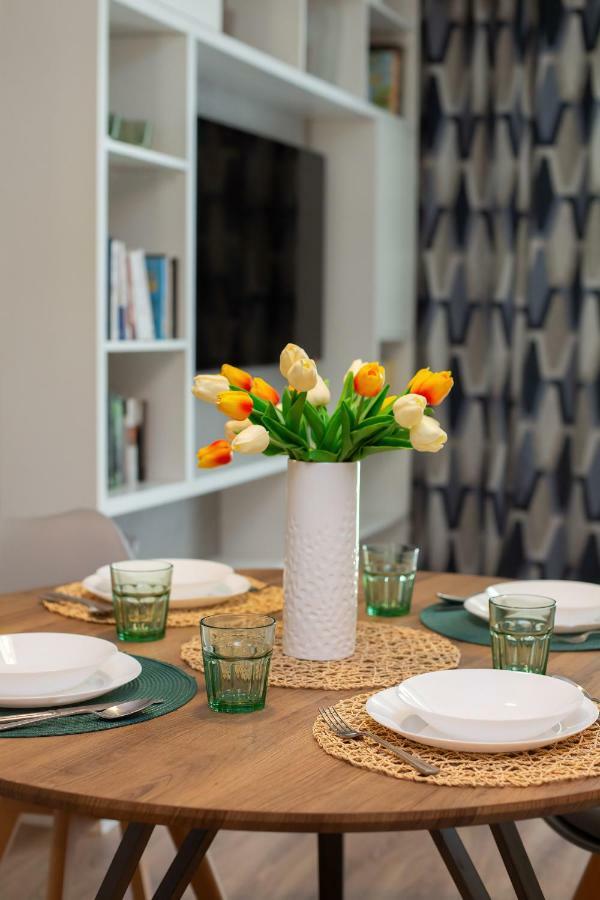 Fort Wola Apartments Warsaw By Noclegi Renters Dış mekan fotoğraf